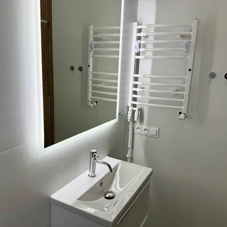 & Sea - I Mieszkania Homestay *